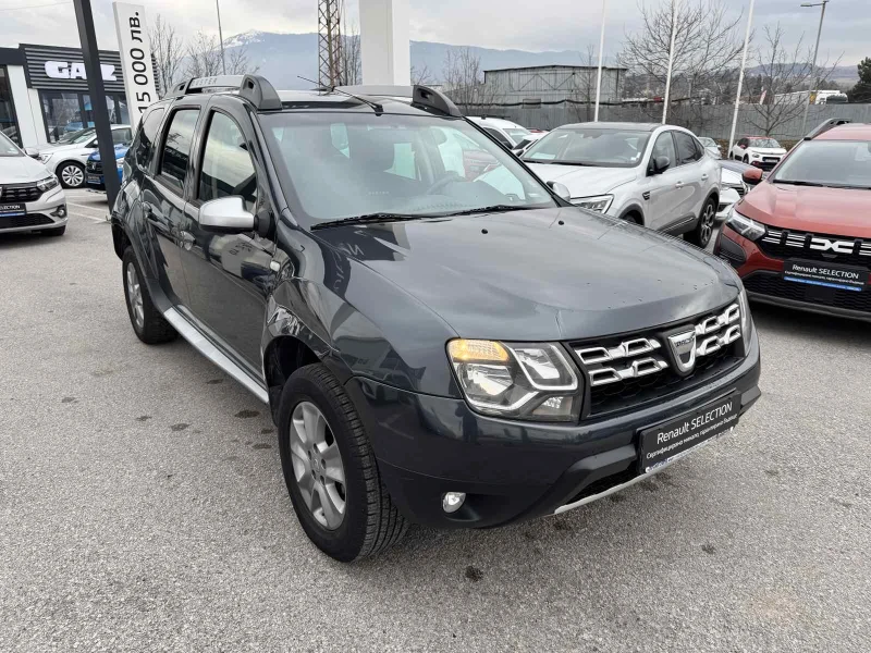 Dacia Duster 1.5Dci, снимка 8 - Автомобили и джипове - 53454010