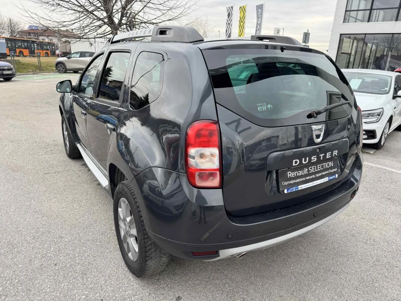 Dacia Duster 1.5Dci, снимка 4 - Автомобили и джипове - 53454010