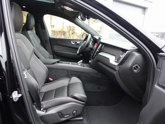 Volvo XC60 NEW 2026MY Black Edition T6 AWD, снимка 10 - Автомобили и джипове - 53100421