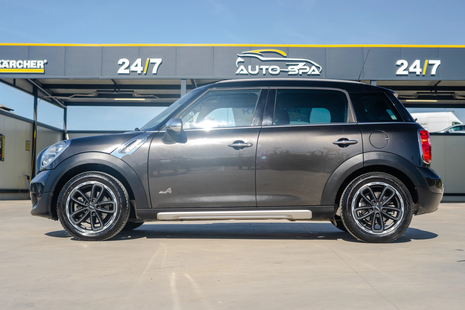 Mini Countryman ALL 4х4!! АВТОМАТ!! НАВИГАЦИЯ - изображение 2