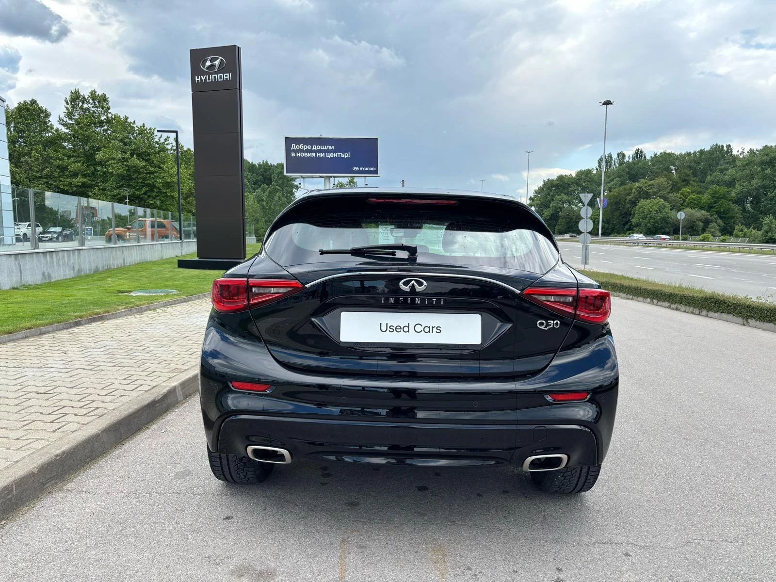 Infiniti Q30 1.6 LUXE 2WD - изображение 6