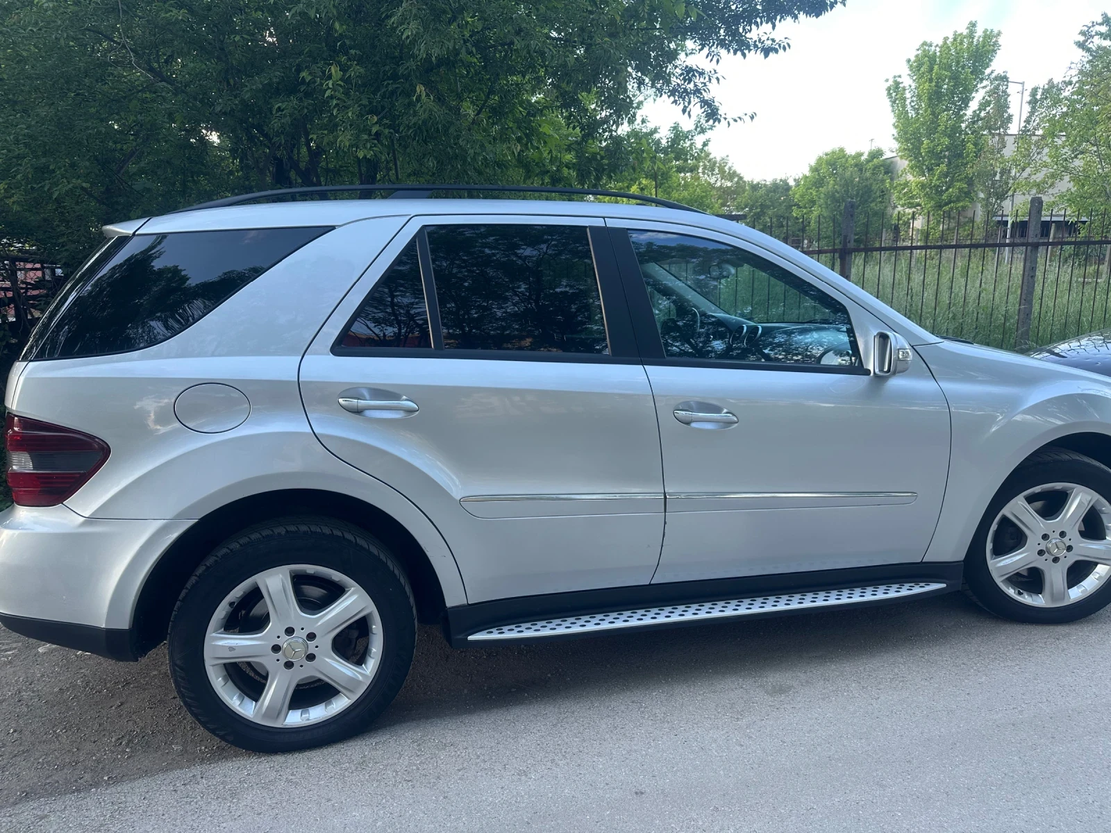 Mercedes-Benz ML 320  - изображение 3