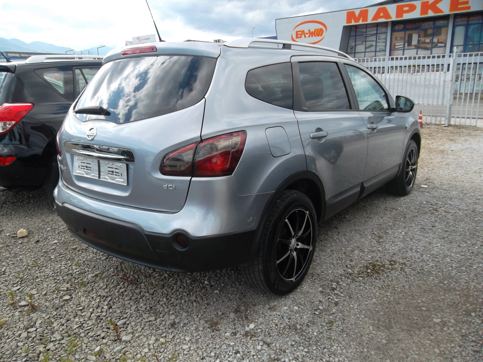 Nissan Qashqai 2.0DCI-150, 4X4 7mesta - изображение 5