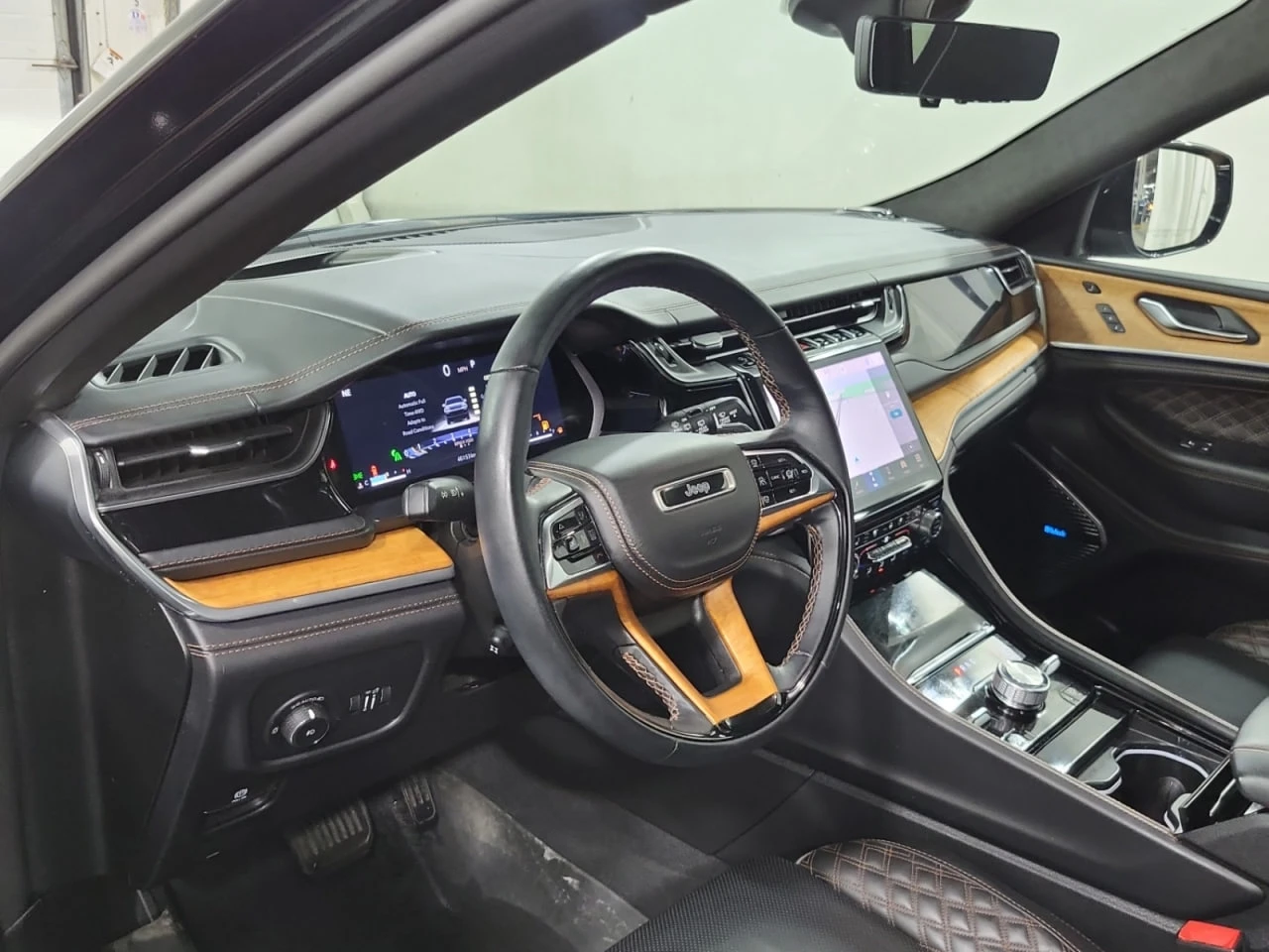 Jeep Grand cherokee 2022 LONG SUMMIT * АВТО КРЕДИТ*  - изображение 9