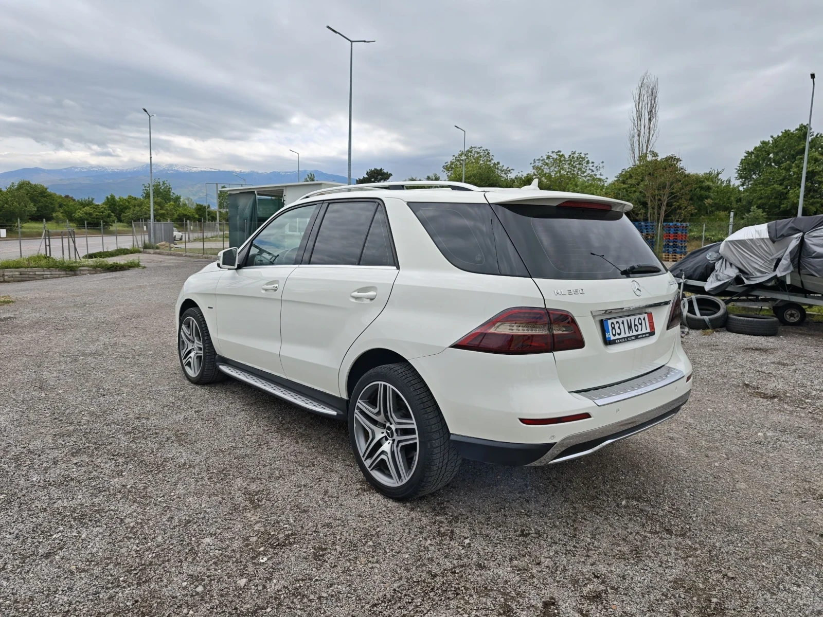 Mercedes-Benz ML 350 AMG 21 FULL TOP, снимка 7 - Автомобили и джипове - 52002347