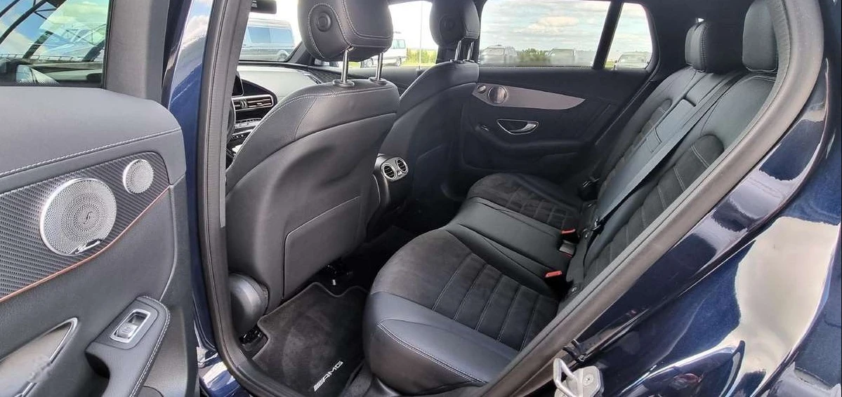 Mercedes-Benz EQC 400 SUV 4Matic AMG Line - изображение 6