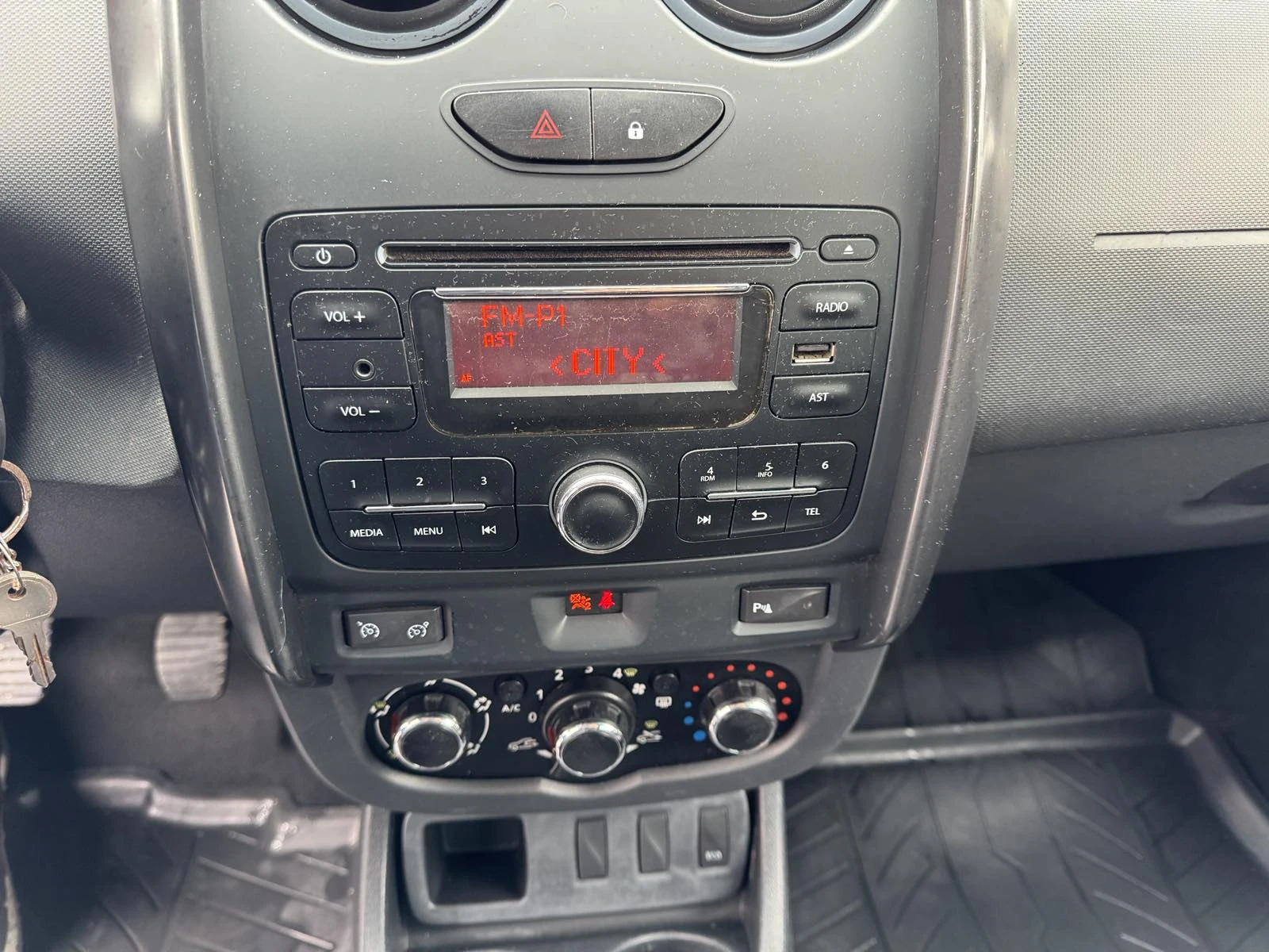 Dacia Duster 1.5Dci | Mobile.bg � ����������� 14