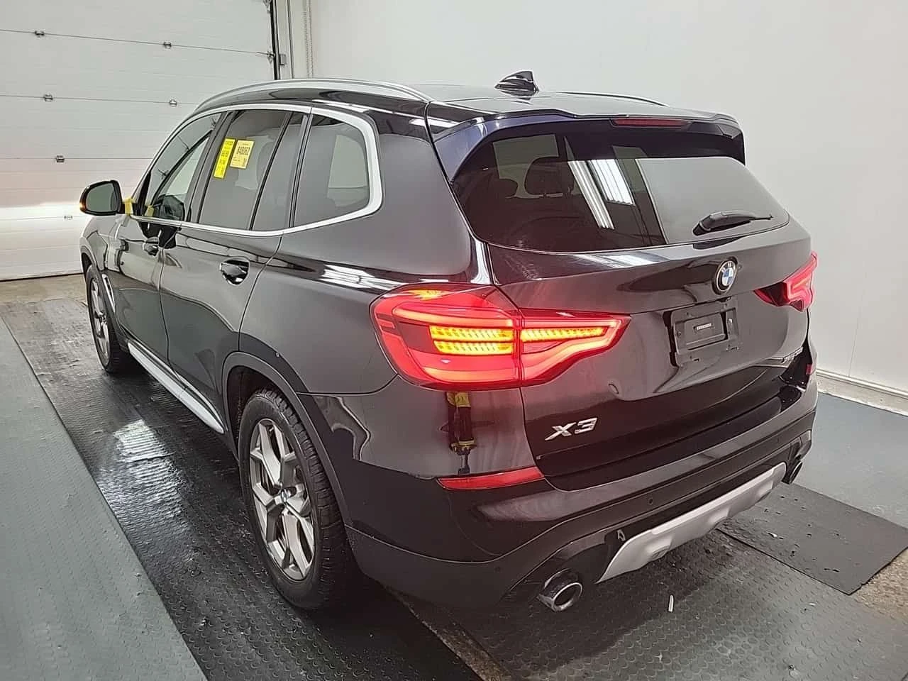 BMW X3 xDrive30i * ПАНО * ПОДГРЕВИ * 360  - изображение 4