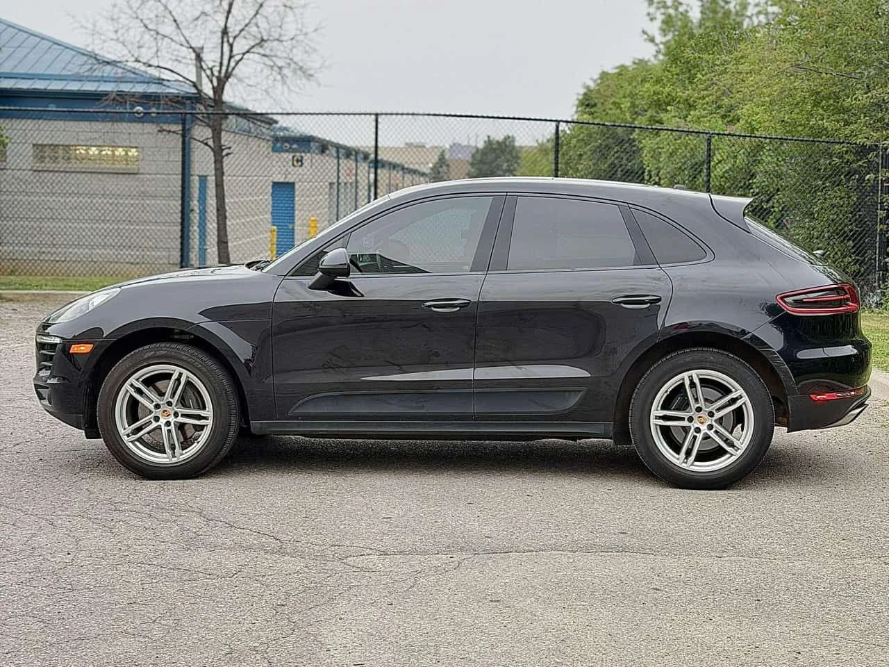 Porsche Macan * Clean Carfax, No Accidents * CARFAX * ���� �� �� | Mobile.bg � ����������� 9