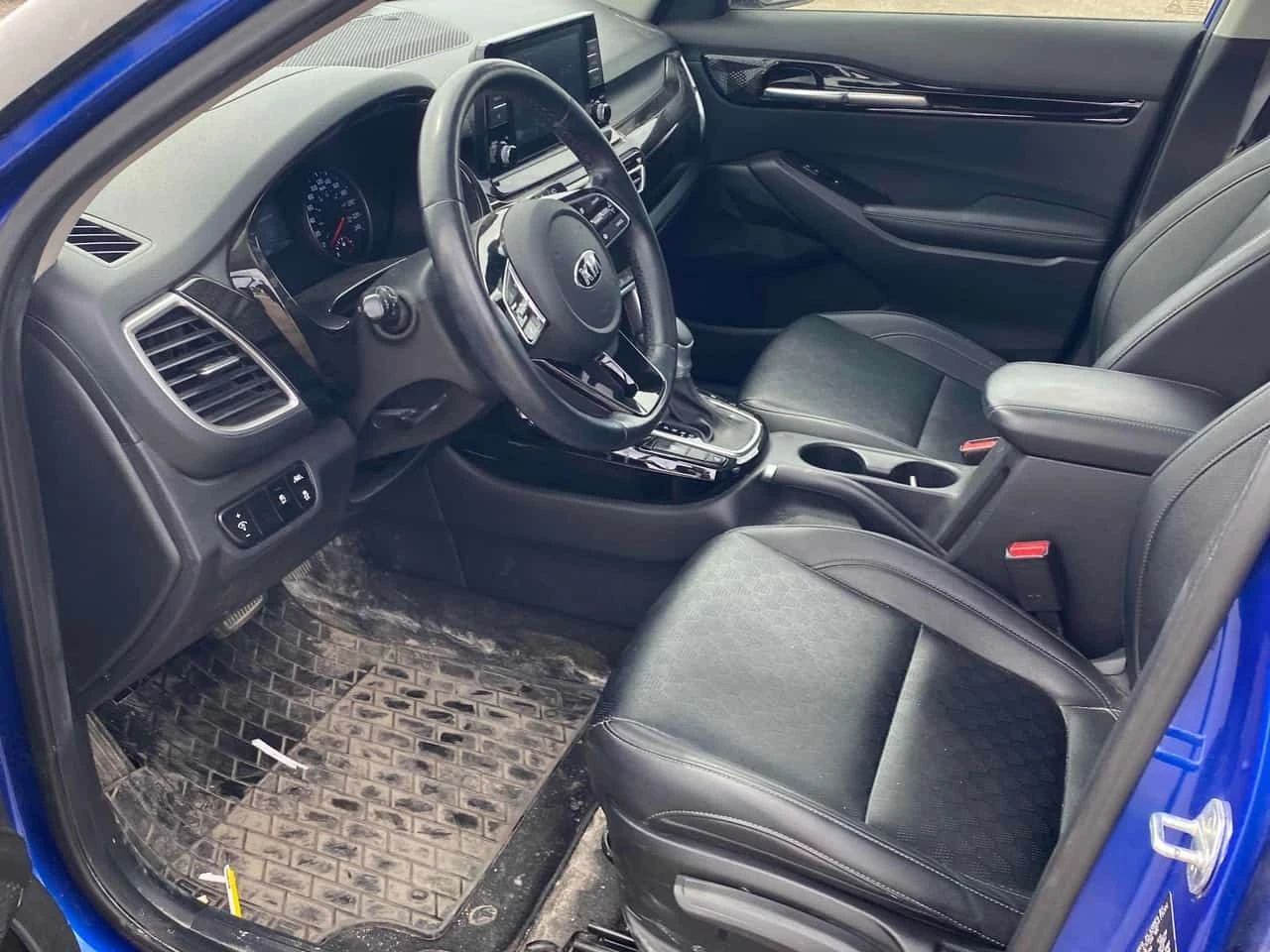 Kia Seltos EX | CARFAX | ������ ���������������� �� KIA | Mobile.bg � ����������� 7