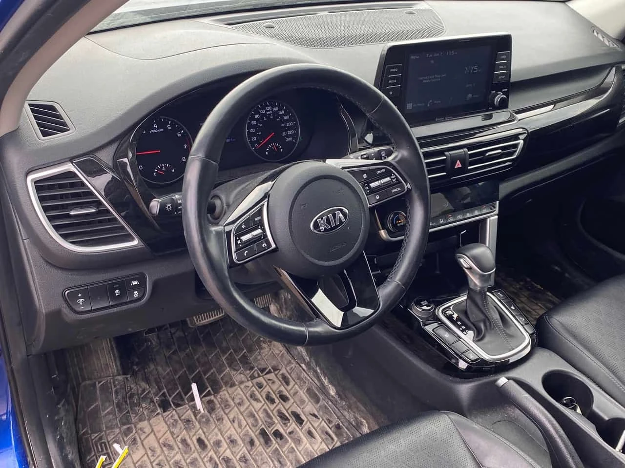 Kia Seltos EX | CARFAX | ������ ���������������� �� KIA | Mobile.bg � ����������� 10