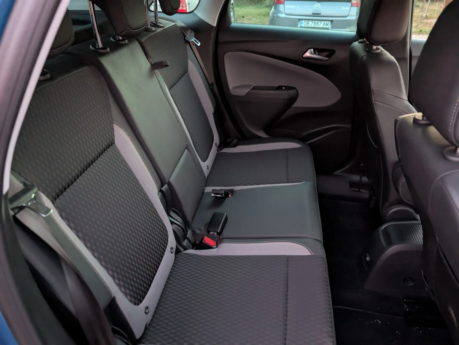 Opel Grandland X, снимка 7 - Автомобили и джипове - 56390019