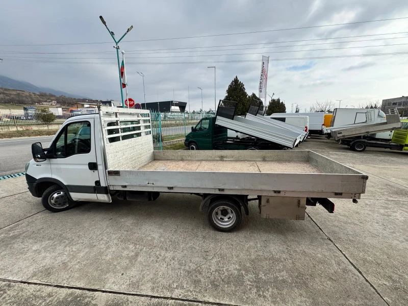 Iveco Daily 3.0HPI* 35c17* 176.000км* 4.50 метра, снимка 5 - Бусове и автобуси - 48344093