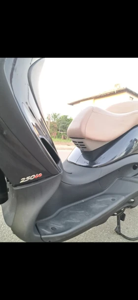 Piaggio Beverly 250 ie | Auto.bg — изображение 8