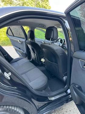 Mercedes-Benz C 220 CAR PLAY/XENON/7g-Tronik, снимка 13