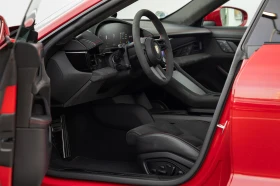 Porsche Taycan GTS, снимка 9