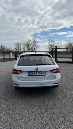 Skoda Superb 4x4 - 11000 € / 21514.13 лв. - 37384486 4