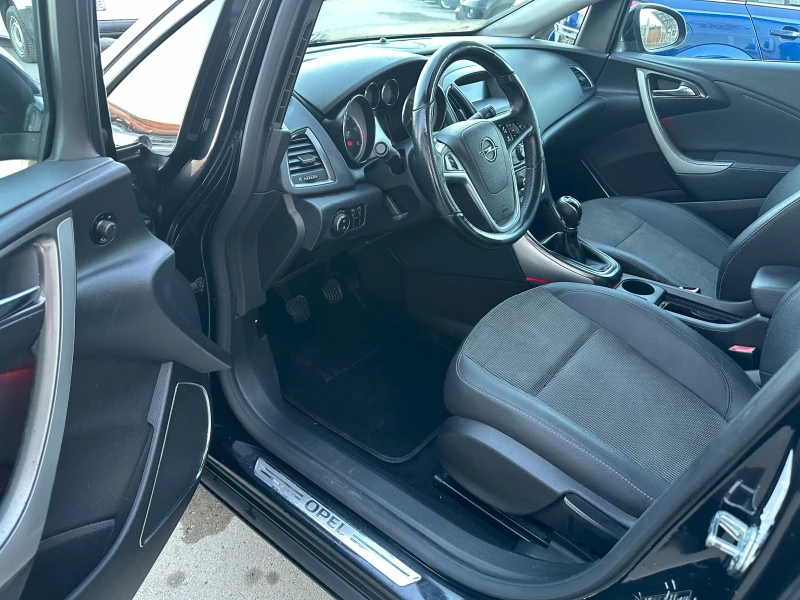 Opel Astra 1.7CDTi, снимка 8 - Автомобили и джипове - 48619040