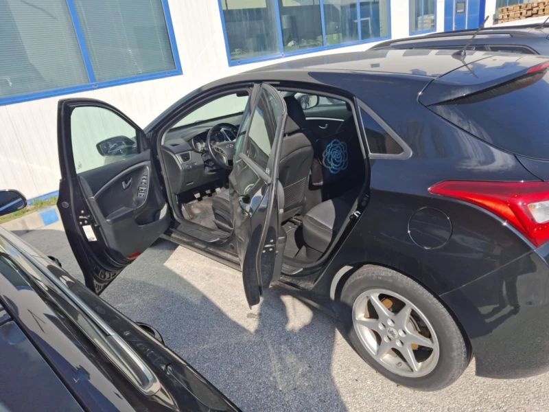 Hyundai I30, снимка 6 - Автомобили и джипове - 49006376