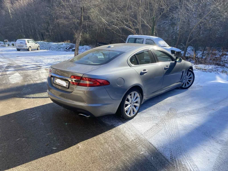 Jaguar Xf, снимка 6 - Автомобили и джипове - 49349414