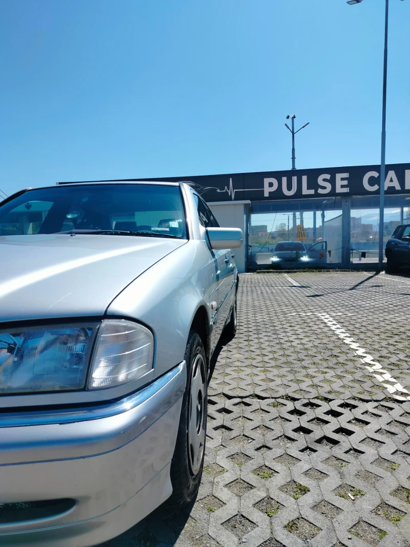 Mercedes-Benz C 220 CDI, снимка 2 - Автомобили и джипове - 52377389