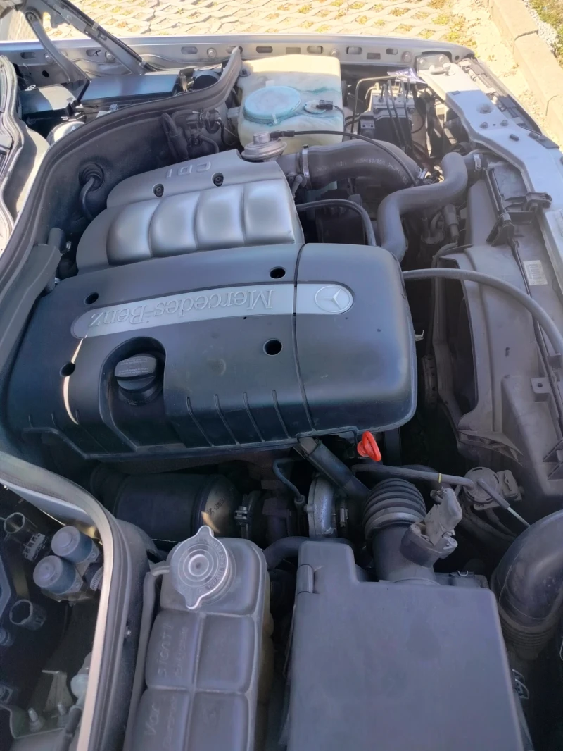 Mercedes-Benz C 220 CDI, снимка 13 - Автомобили и джипове - 52377389