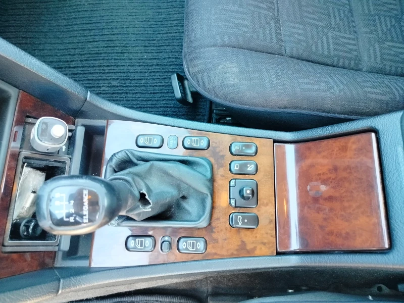 Mercedes-Benz C 220 CDI, снимка 6 - Автомобили и джипове - 52377389