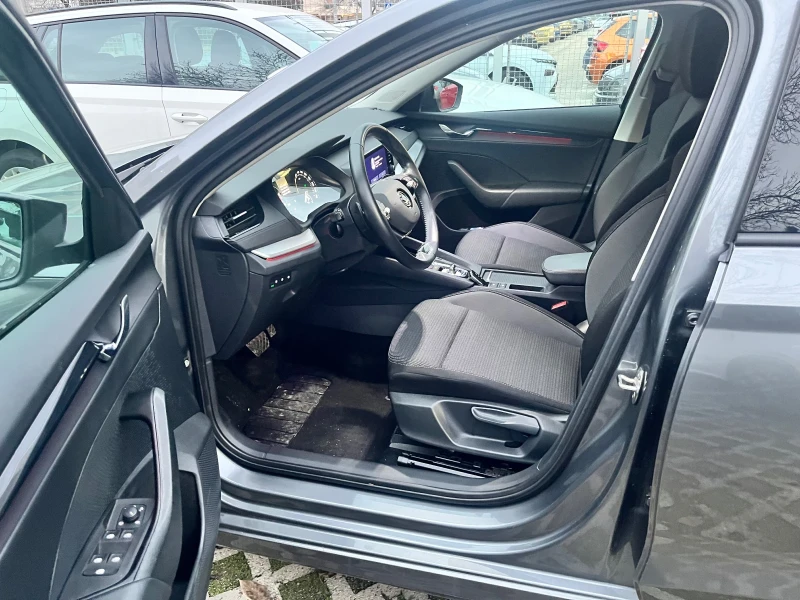 Skoda Octavia 1.5 TSI 7DSG M-HEV, снимка 5 - Автомобили и джипове - 52654174