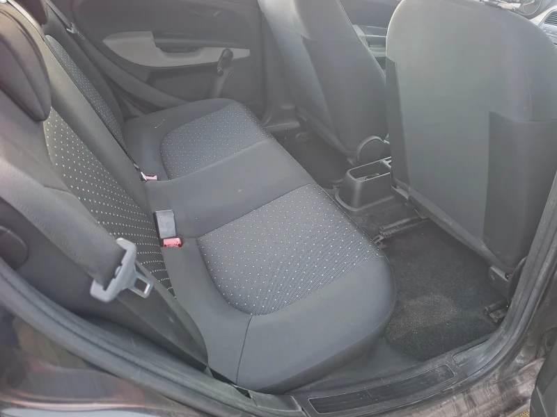 Fiat Punto 1.3 Mjet/Euro 4/Климатик /90 к.с., снимка 13 - Автомобили и джипове - 52943348