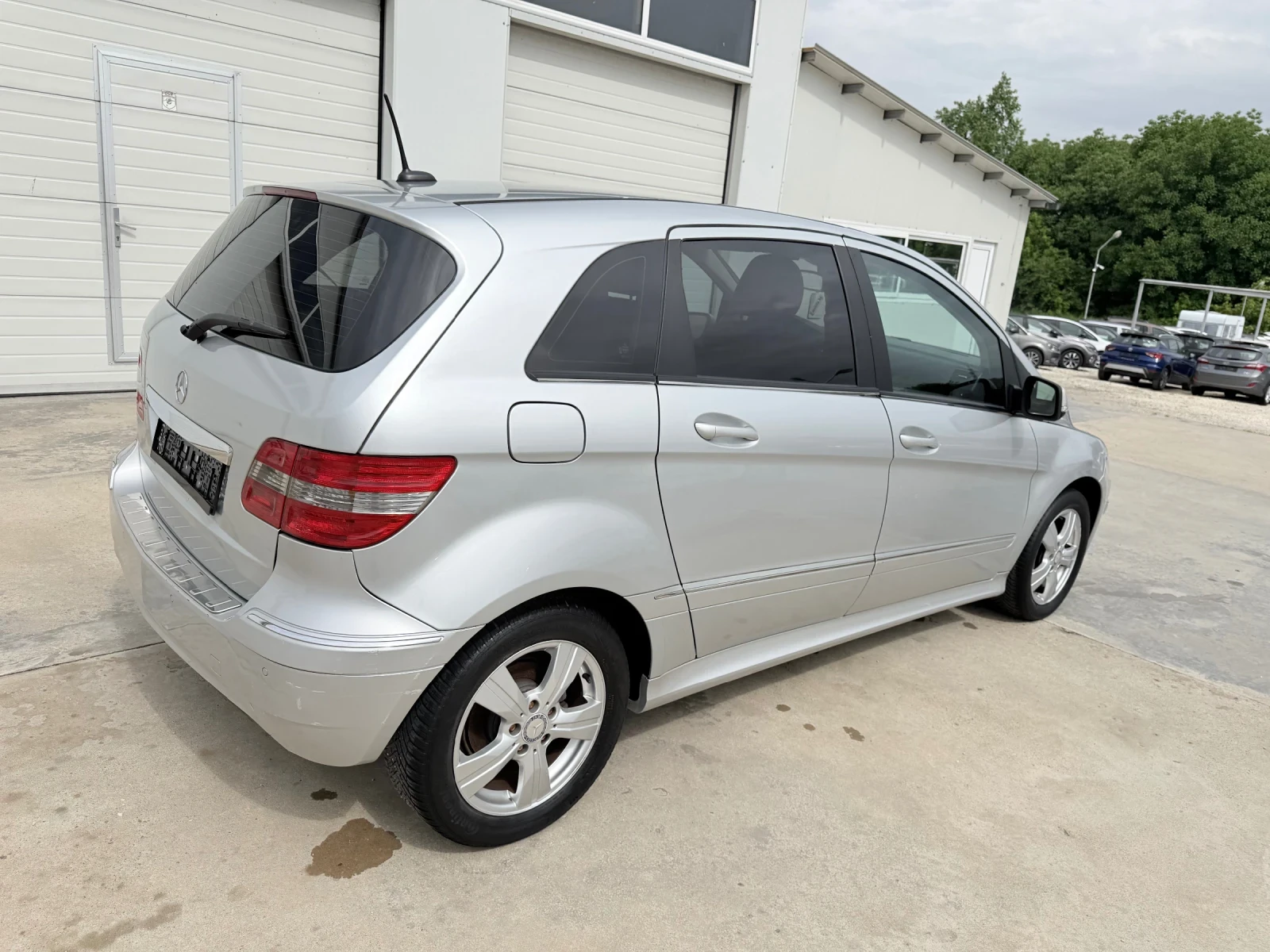 Mercedes-Benz B 180 180* Navi* 135000km* UNIKAT* , снимка 13 - Автомобили и джипове - 46638214