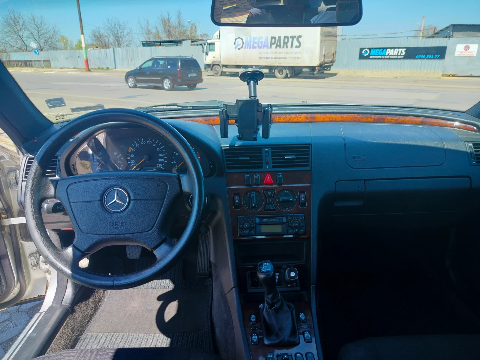 Mercedes-Benz C 220 CDI - изображение 8