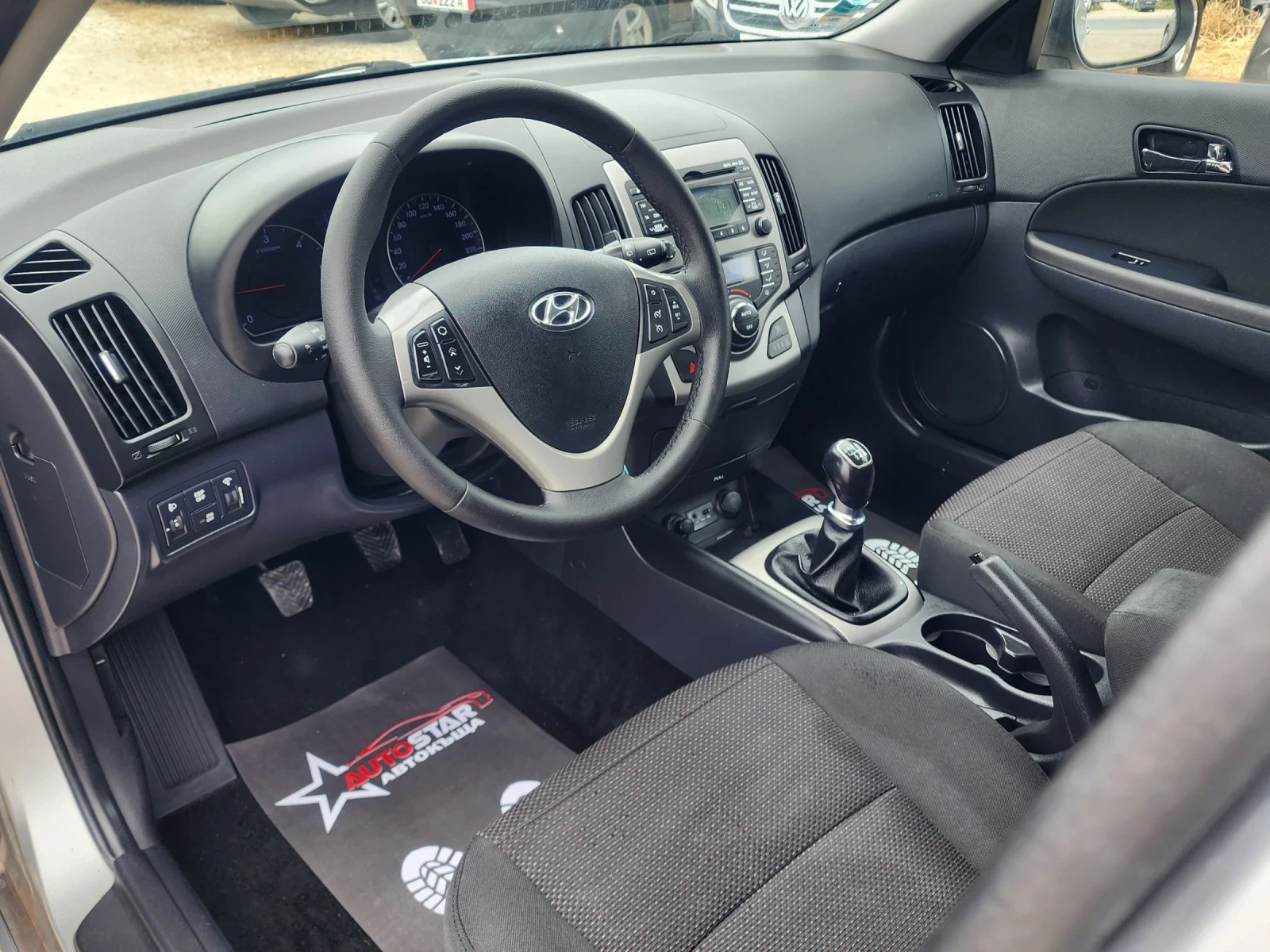 Hyundai I30 1.6 CRDI - изображение 5