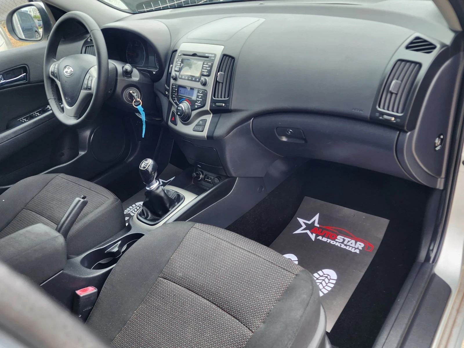 Hyundai I30 1.6 CRDI - изображение 7