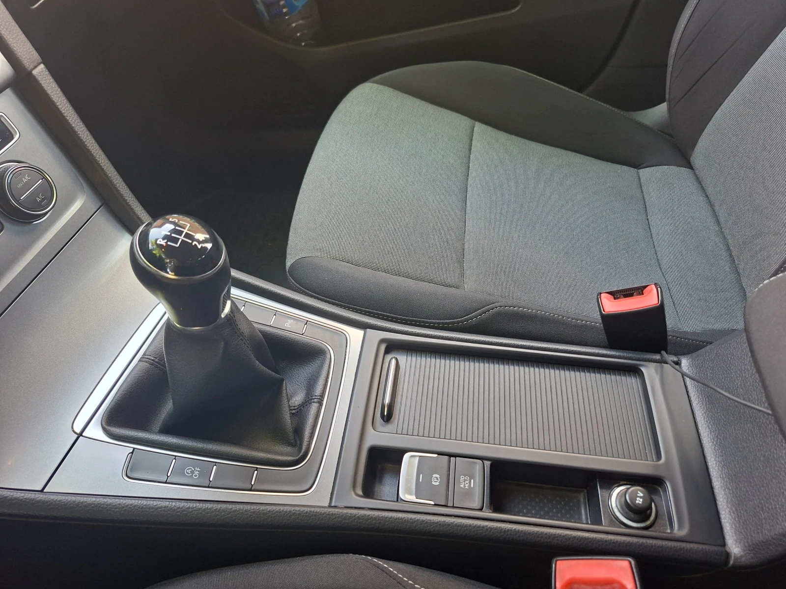 VW Golf  - изображение 9