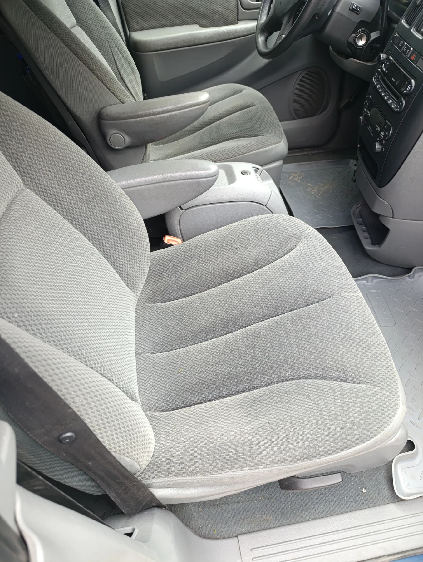 Chrysler Voyager Grand - изображение 5