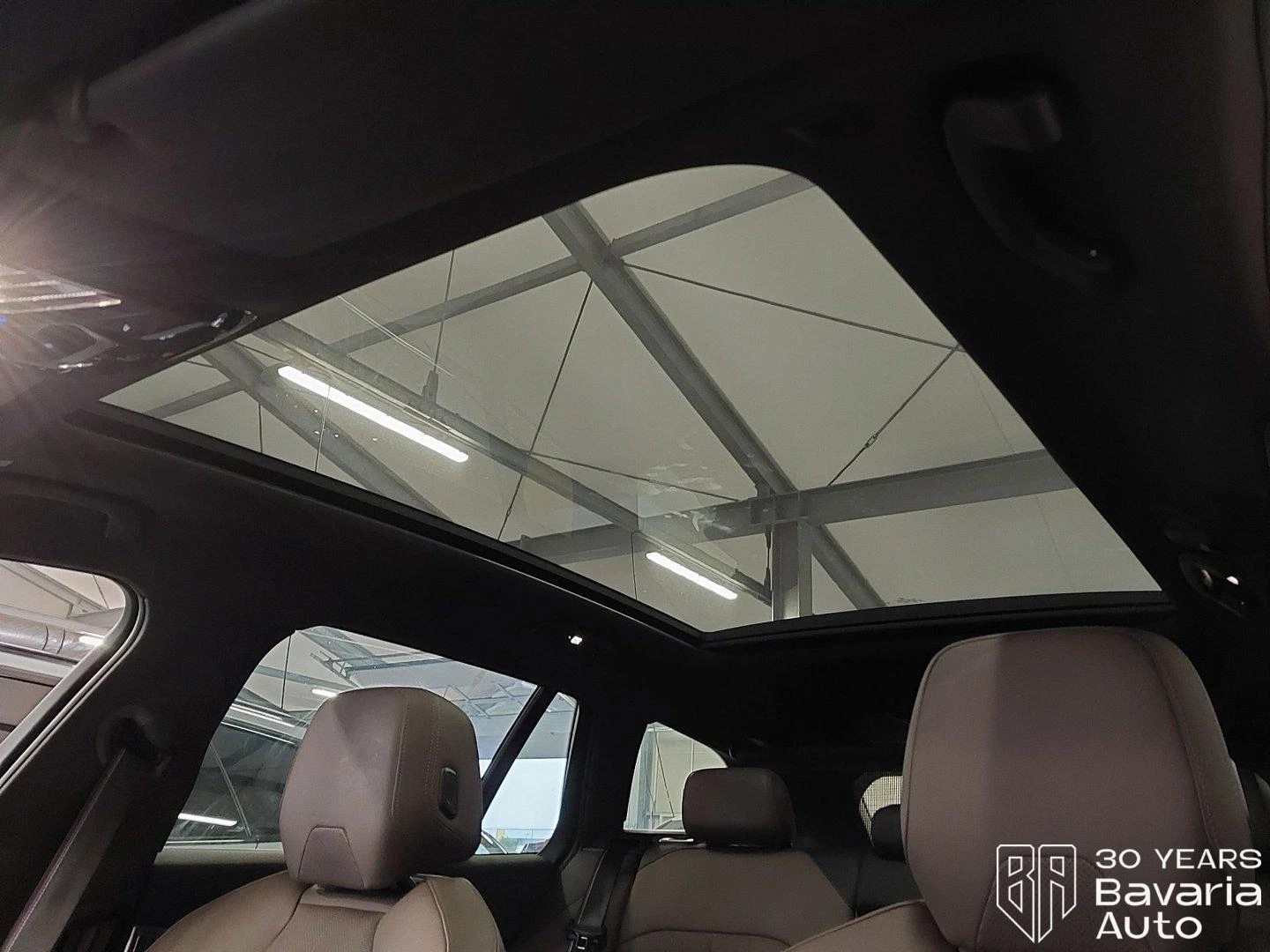 BMW 540 d xDrive Touring M Sport Paket Steptronic - изображение 9