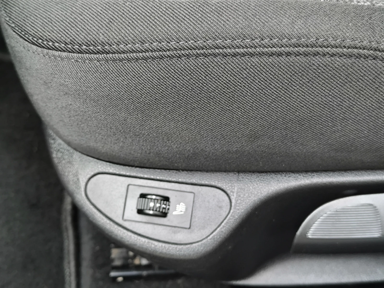 Peugeot 308 2.0 HDI 150 . | Mobile.bg   12