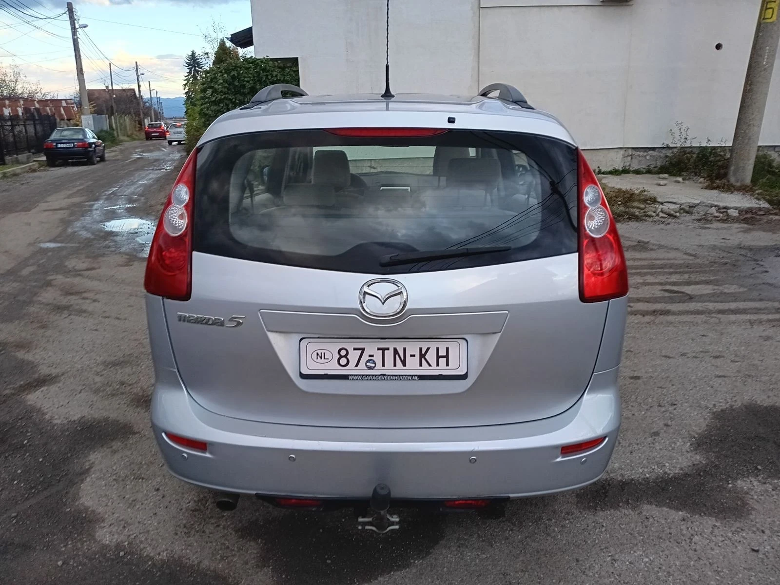 Mazda 5 1.8 - изображение 3