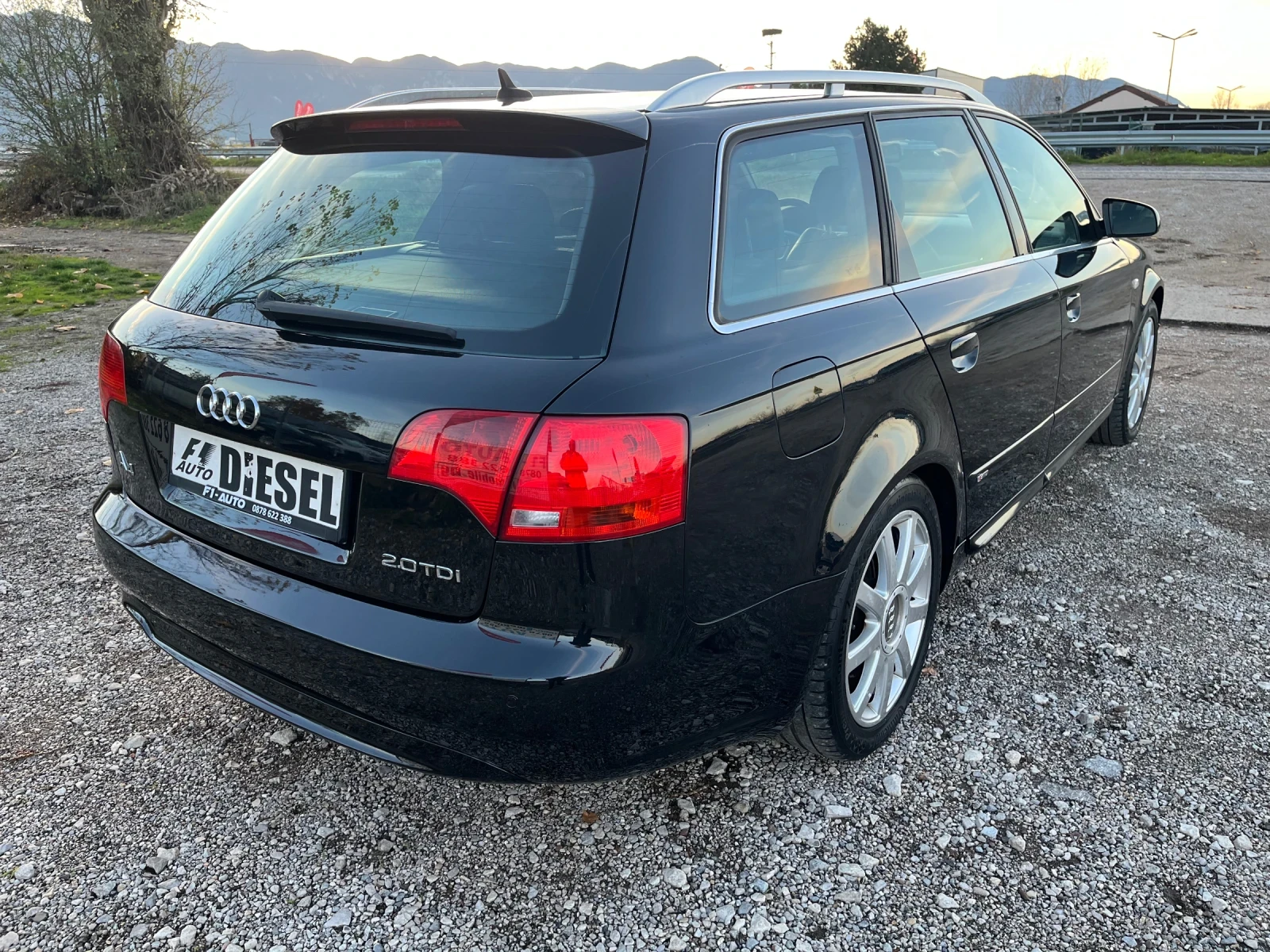 Audi A4 2.0TDI-140-S-LINE-ITALIA - изображение 9