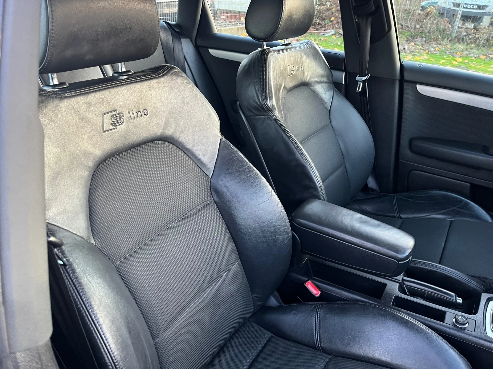 Audi A4 2.0TDI-140-S-LINE-ITALIA - изображение 6