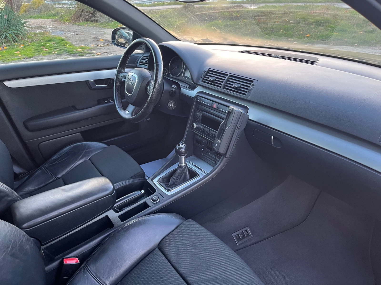 Audi A4 2.0TDI-140-S-LINE-ITALIA - изображение 5