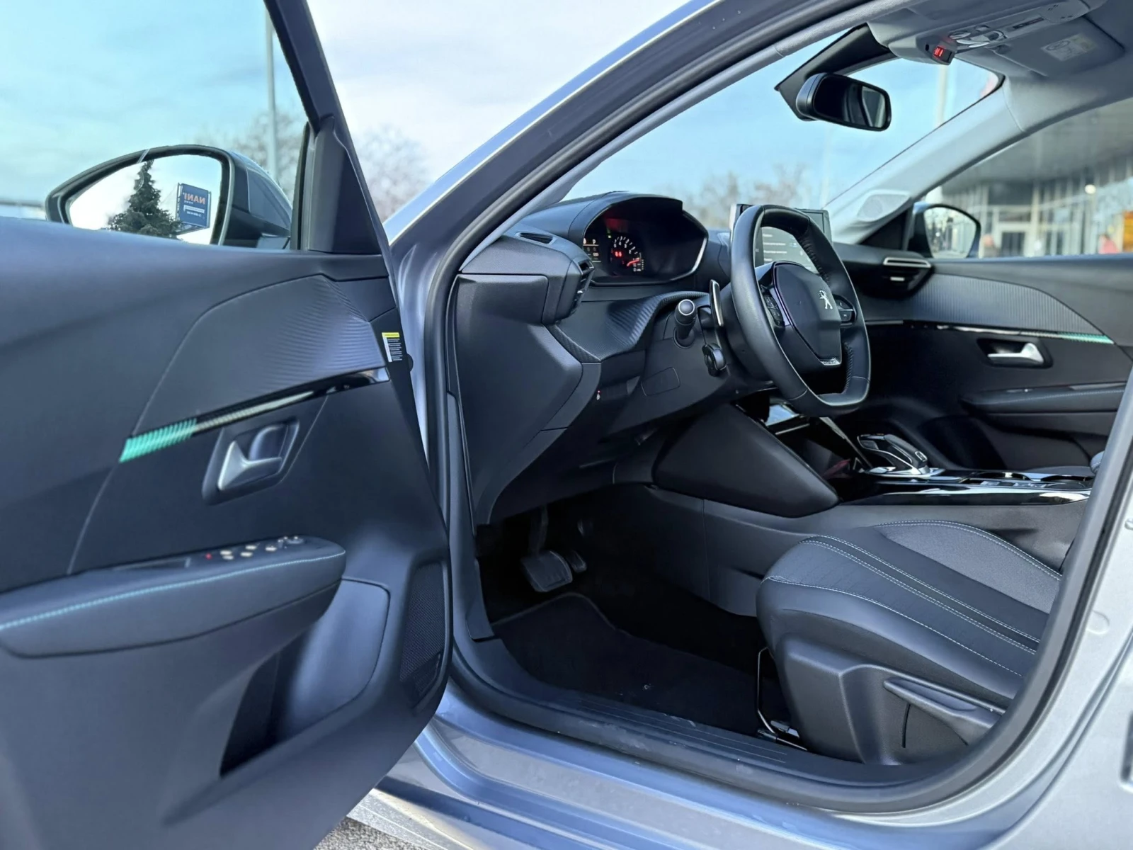 Peugeot 208    !1.2 PureTech 100 Allure | Mobile.bg   11