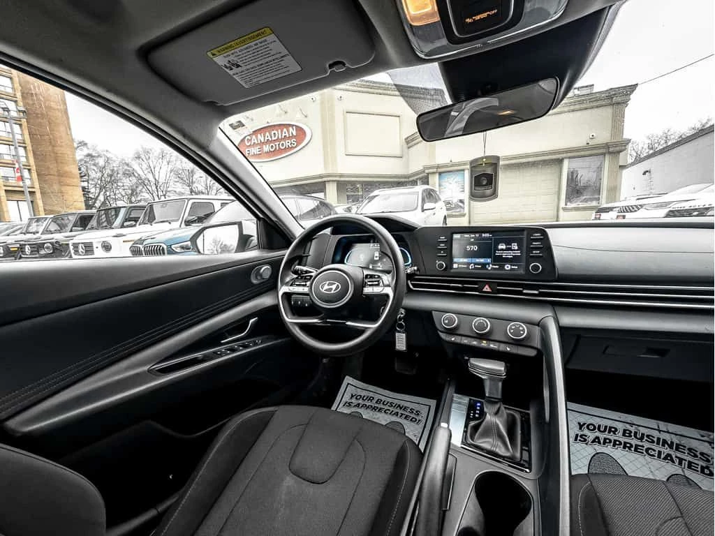 Hyundai Elantra * ESSENTIAL | ONE OWNER | HEATED SEATS | CARPLAY | | Mobile.bg � ����������� 10