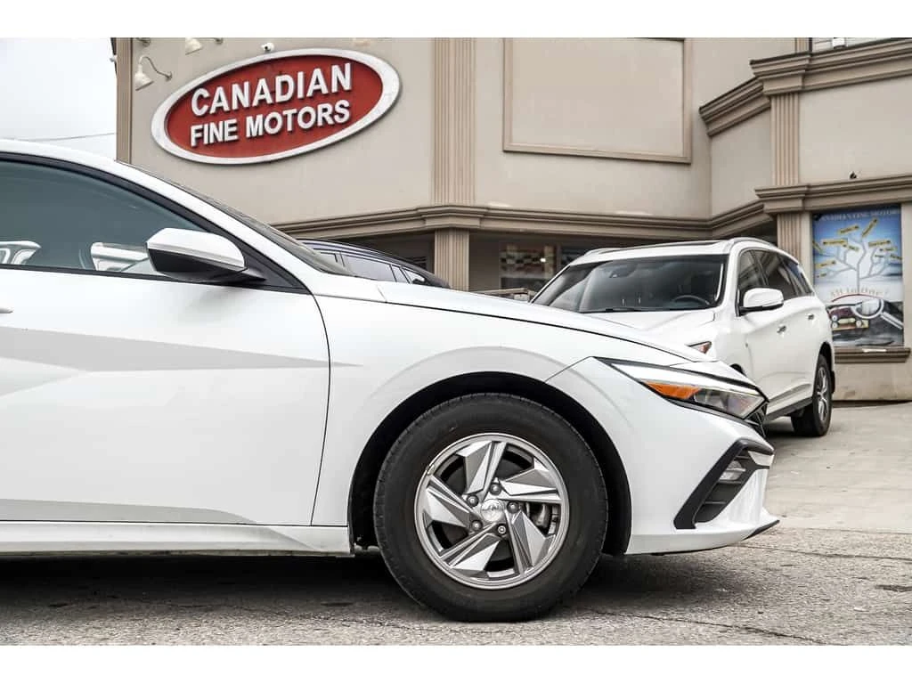 Hyundai Elantra * ESSENTIAL | ONE OWNER | HEATED SEATS | CARPLAY | | Mobile.bg � ����������� 4