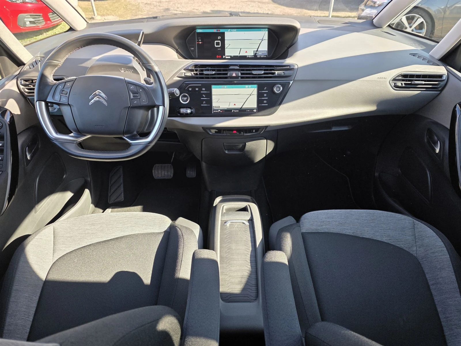 Citroen C4 Picasso 1.2 e-THP Feel Automatic - изображение 8