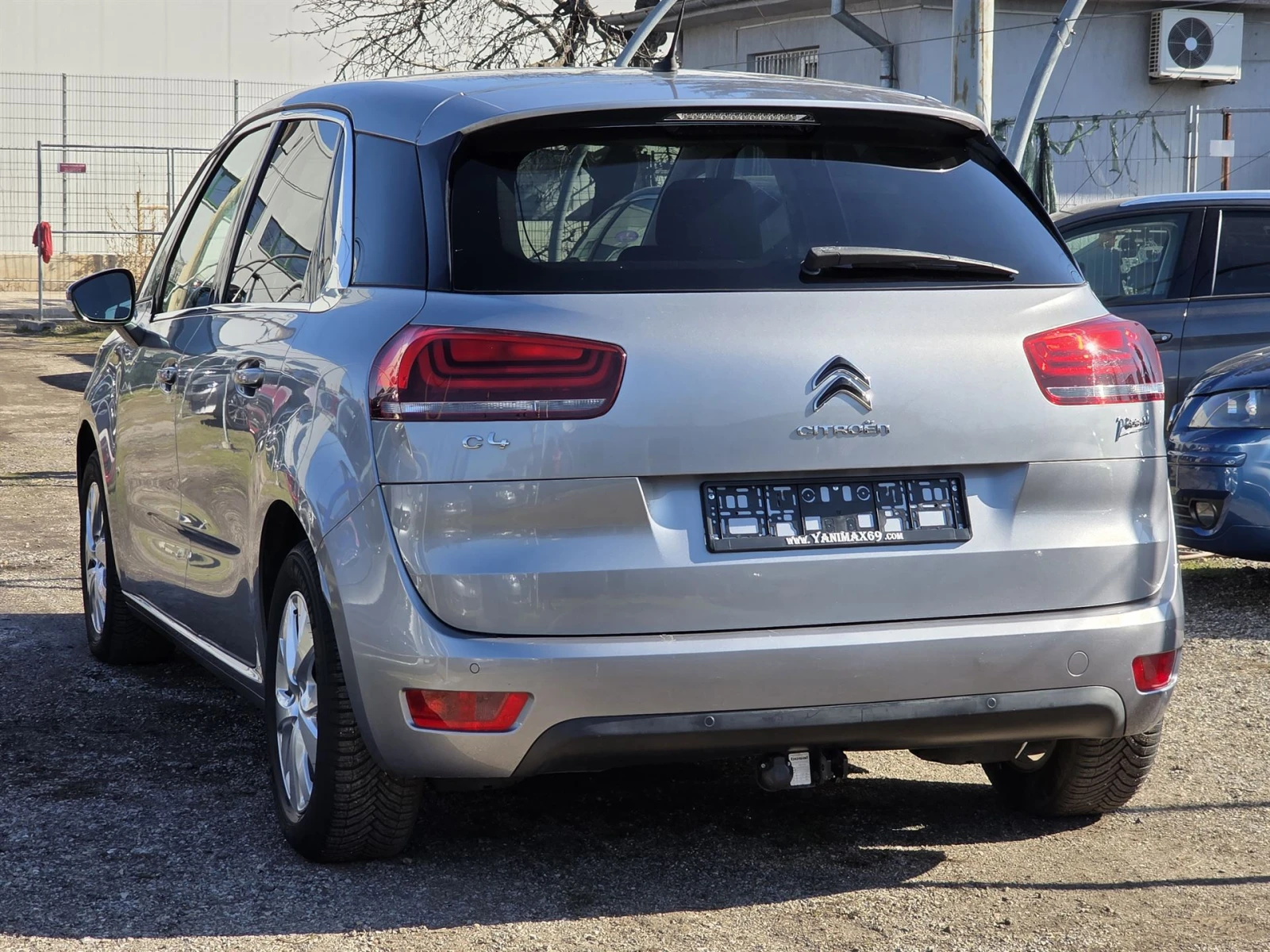 Citroen C4 Picasso 1.2 e-THP Feel Automatic - изображение 3