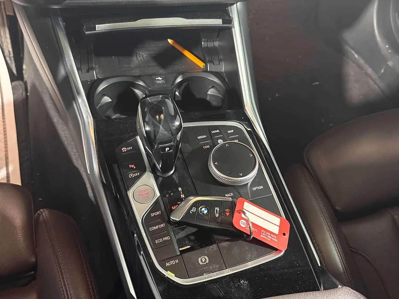 BMW 330 330i xDrive  CARFAX, снимка 10 - Автомобили и джипове - 53994257