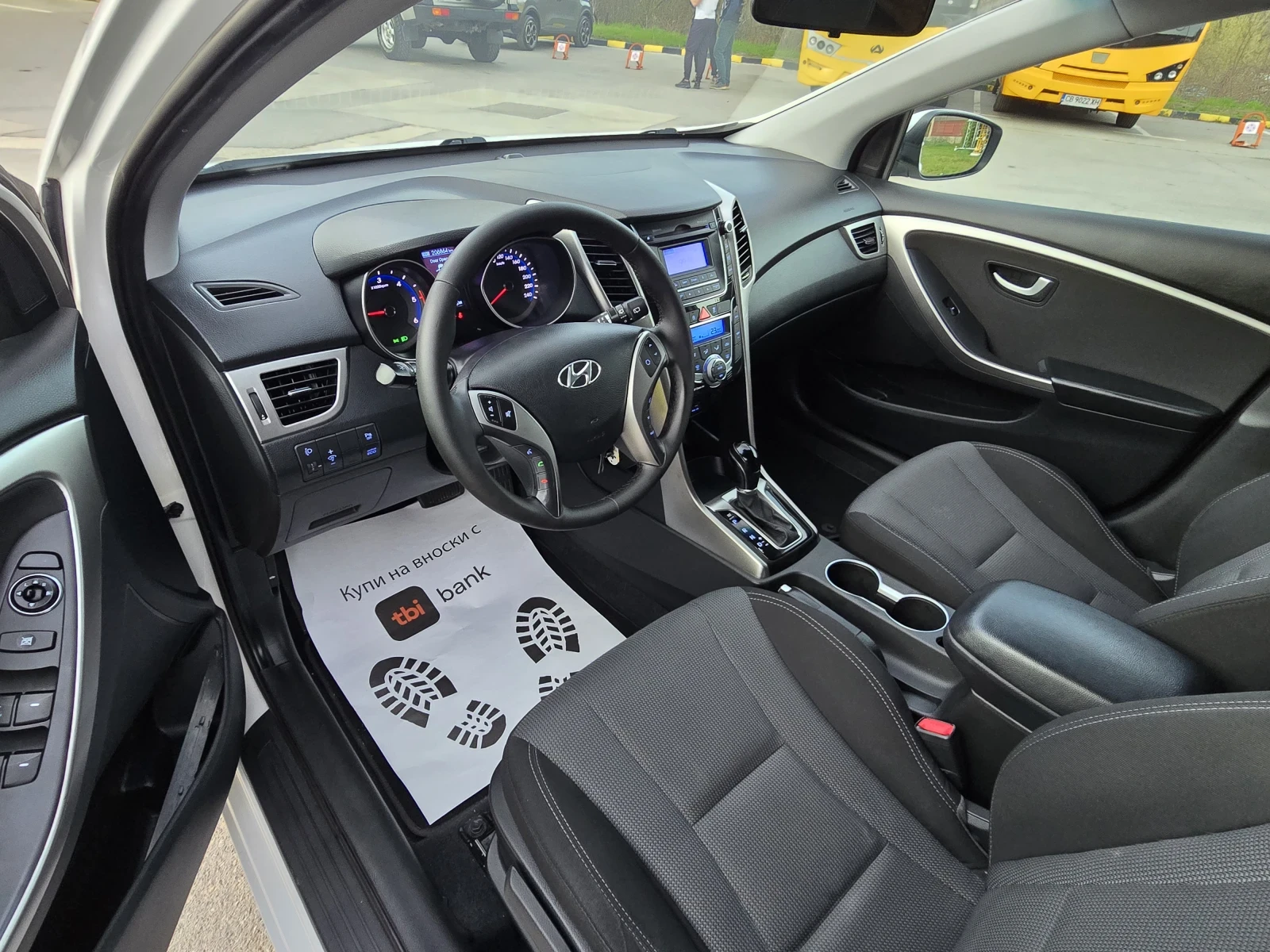 Hyundai I30 Топ състояние внос Италия , снимка 14 - Автомобили и джипове - 54115459