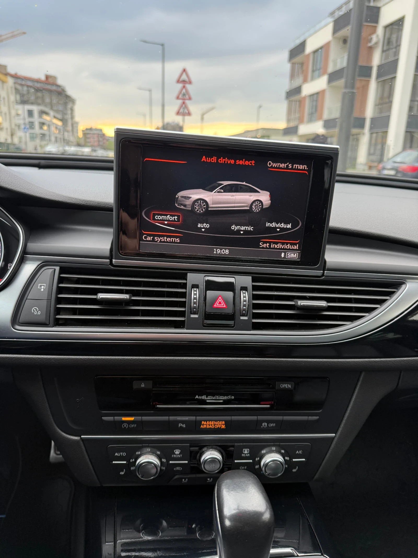 Audi A6 2.0 TFSI, ZF 8HP, снимка 12 - Автомобили и джипове - 54259603