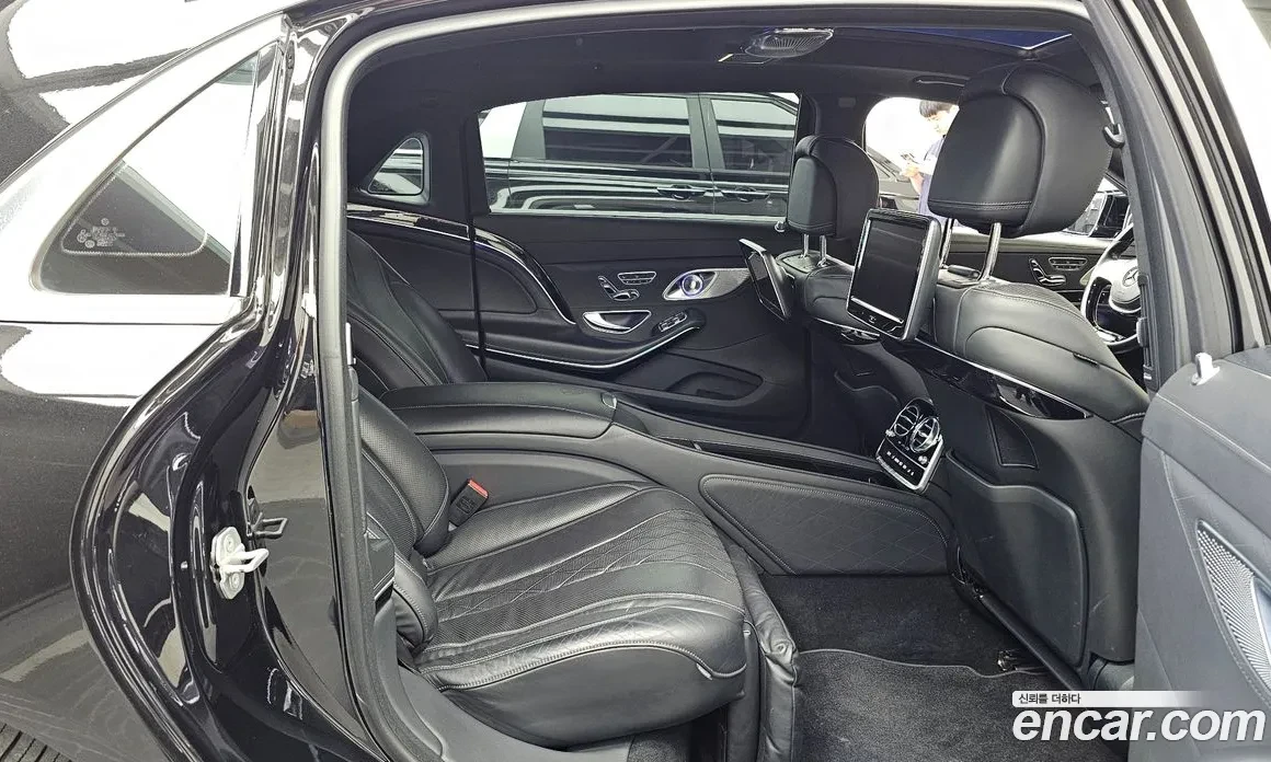 Mercedes-Benz S 600 MAYBACH* HUD* МАСАЖ* TV* 360, снимка 10 - Автомобили и джипове - 54823161